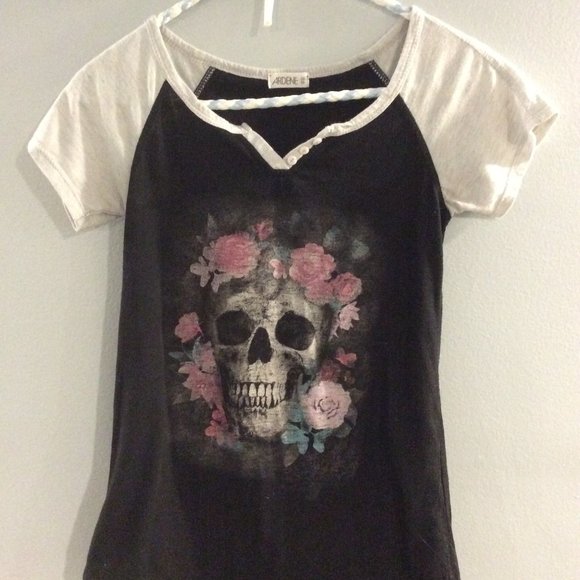 t-shirt - Picture 1 of 3